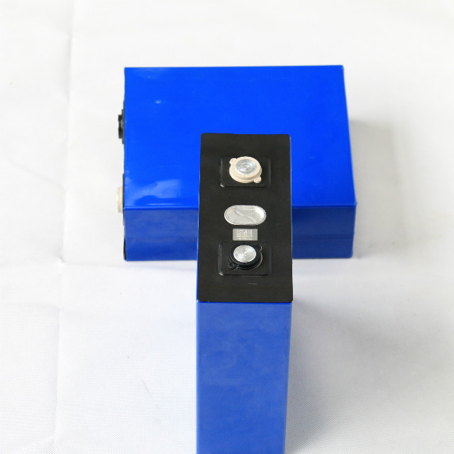 3.2V 60Ah LiFePO4 Cell LiFePO4 Li ion Solar Wind turbine Energy